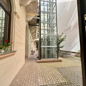 Gracia House Hotel de apartamente
